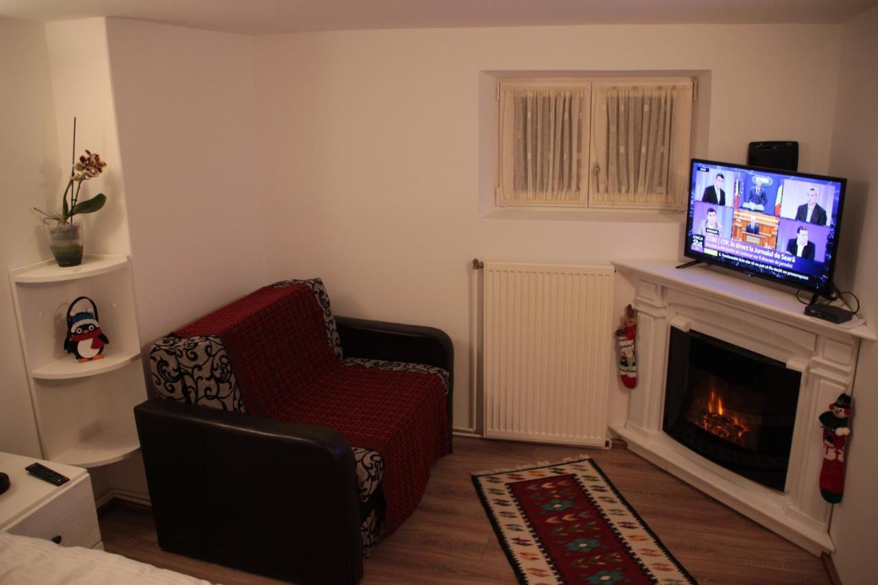 Republicii Rustic Apartament In Brasov City Center ภายนอก รูปภาพ