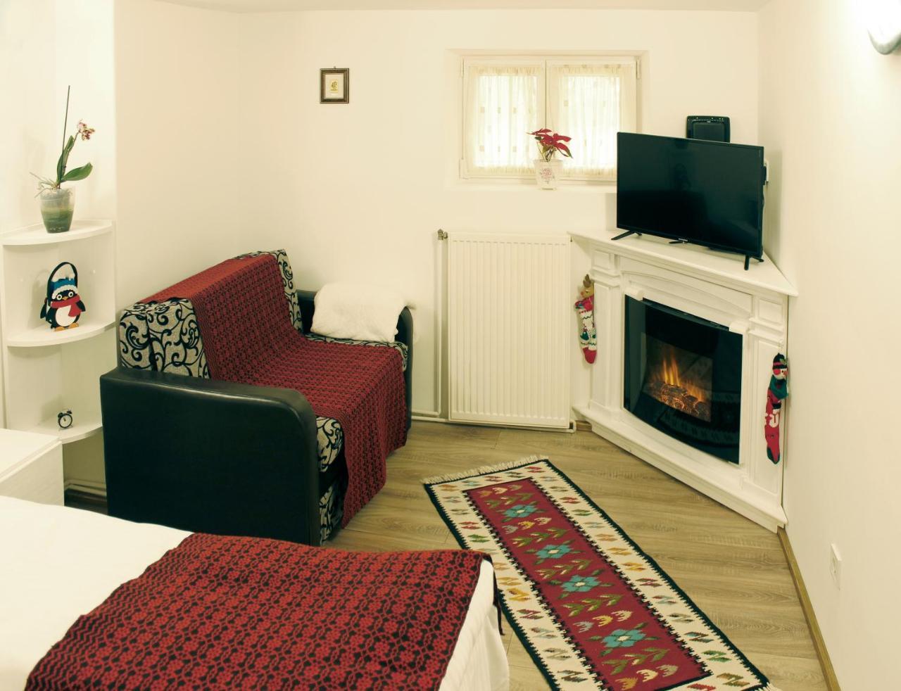 Republicii Rustic Apartament In Brasov City Center ภายนอก รูปภาพ