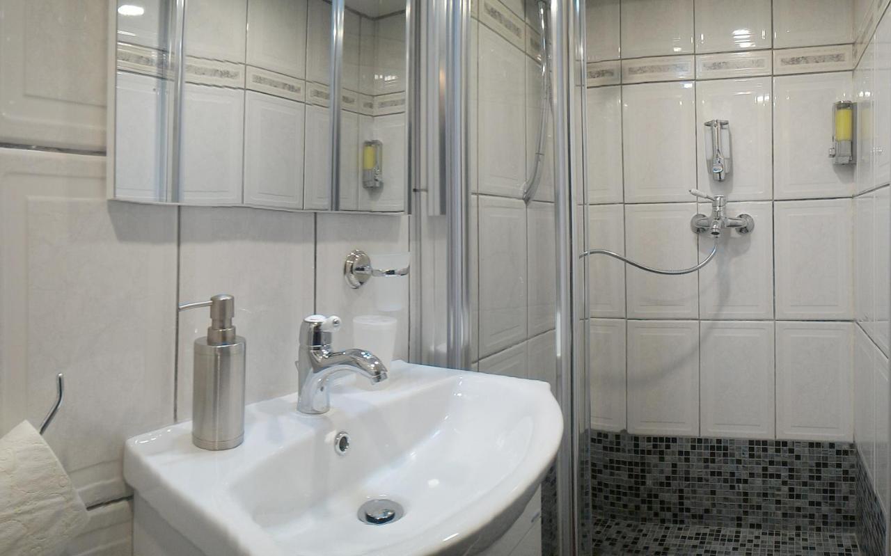Republicii Rustic Apartament In Brasov City Center ภายนอก รูปภาพ